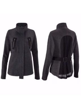 Cabi #3184 Love Carol Modern Mesh Back Jacket‎ Md
